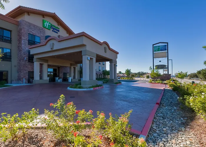 Holiday Inn Express Hotel & Suites Atascadero By Ihg
